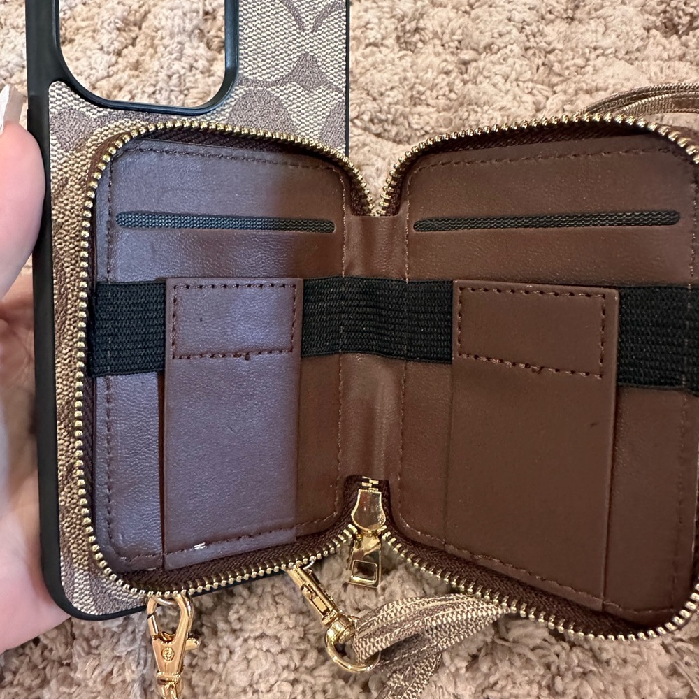 Coach Signature Beige Phone Case - Picture 4 of 7